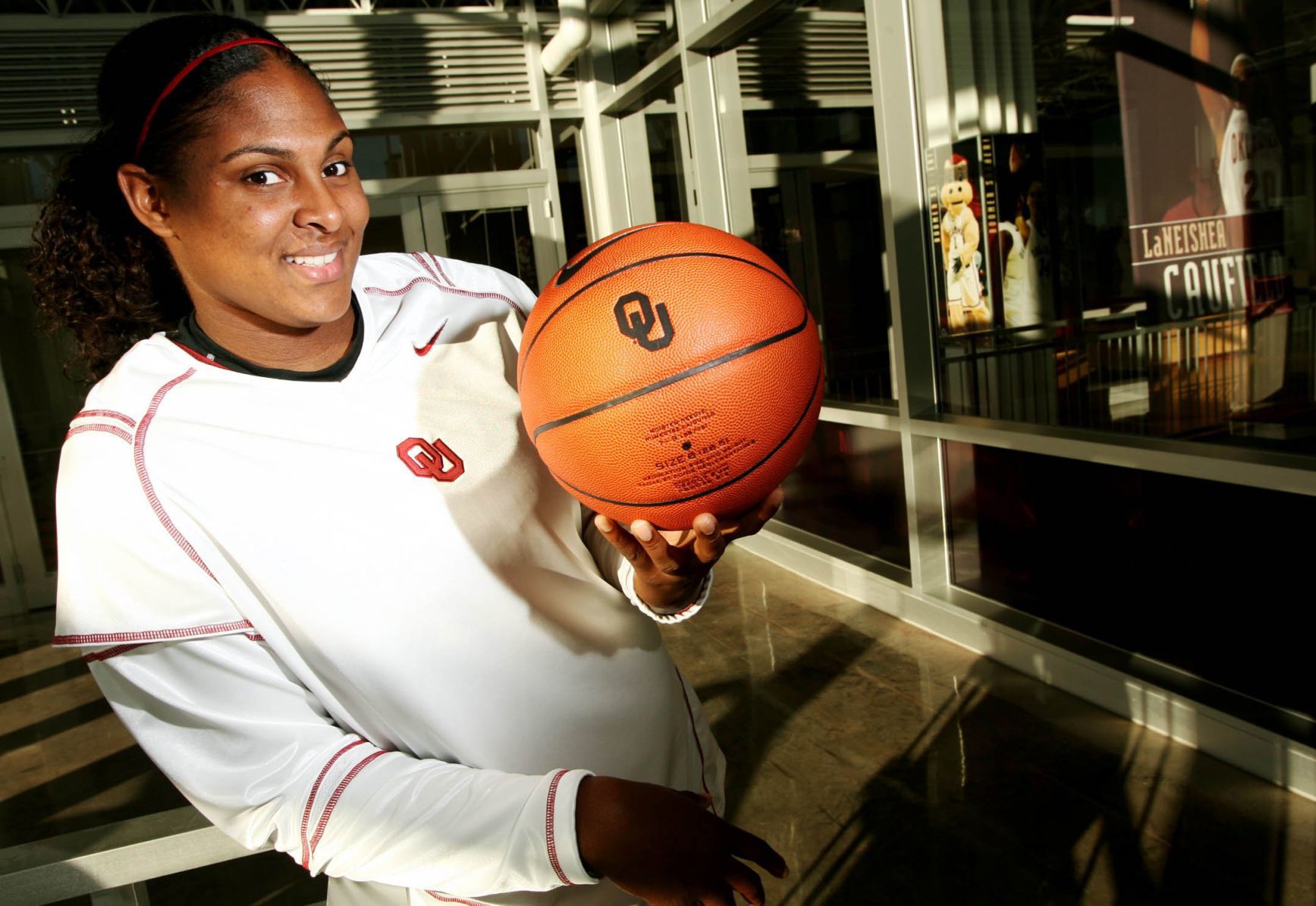Courtney Paris returning to OU